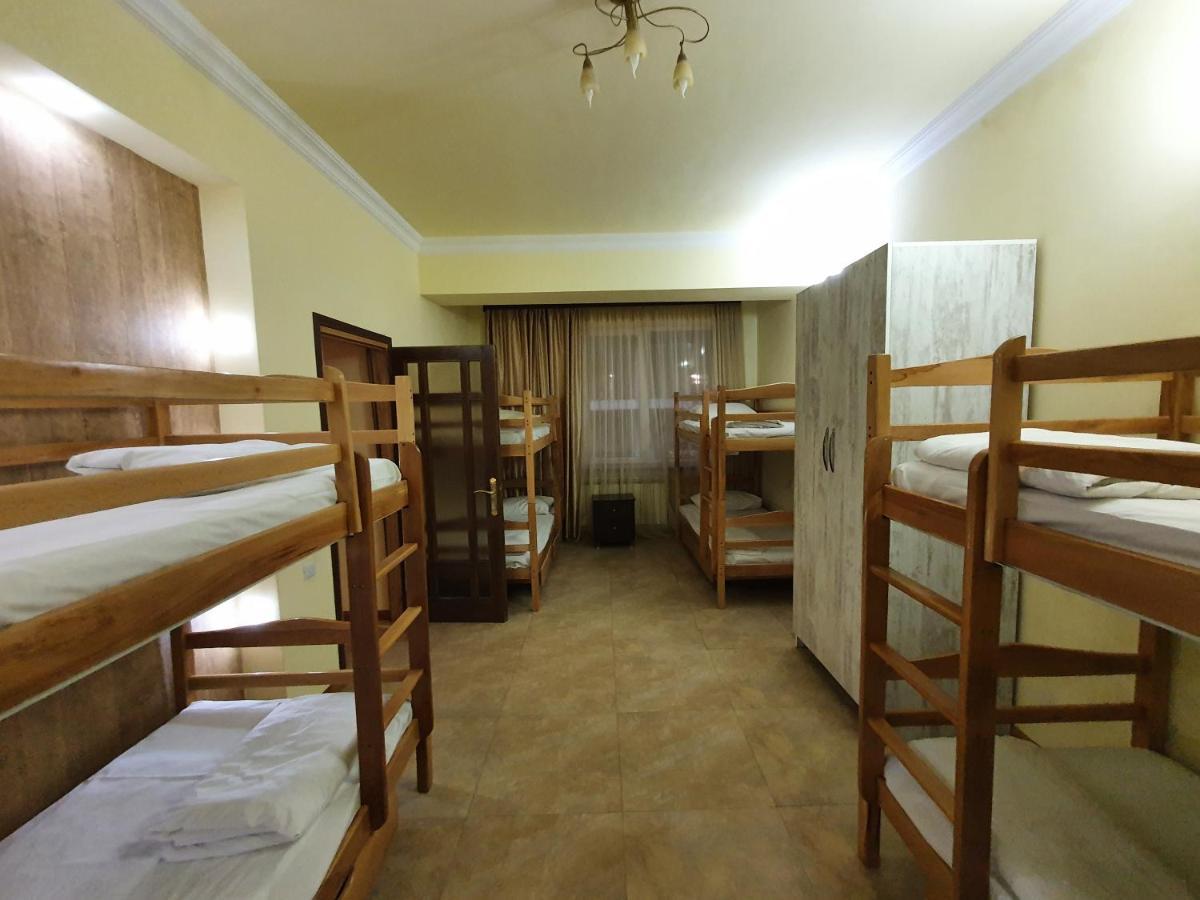 Capsule Hostel In The Old City Of Yerevan Luaran gambar