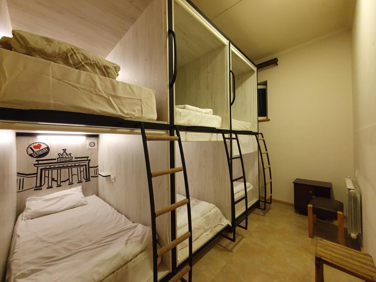 Capsule Hostel In The Old City Of Yerevan Luaran gambar