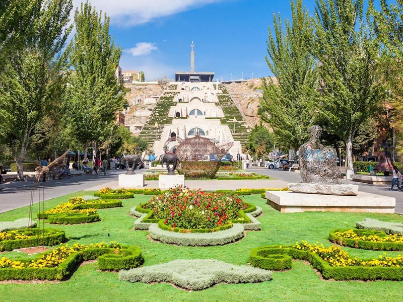 Capsule Hostel In The Old City Of Yerevan Luaran gambar