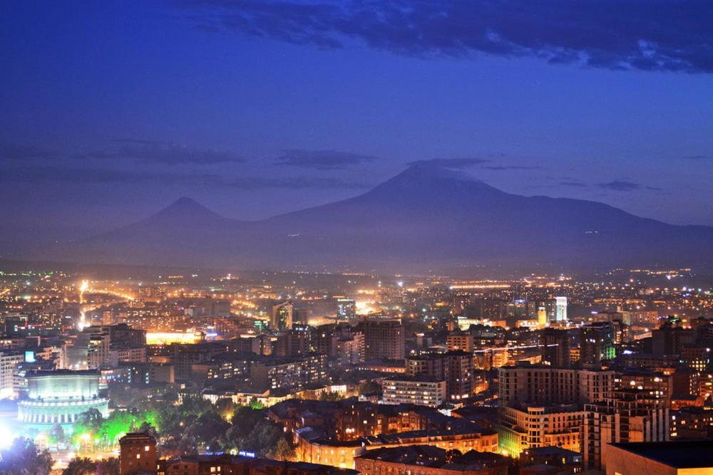 Capsule Hostel In The Old City Of Yerevan Luaran gambar